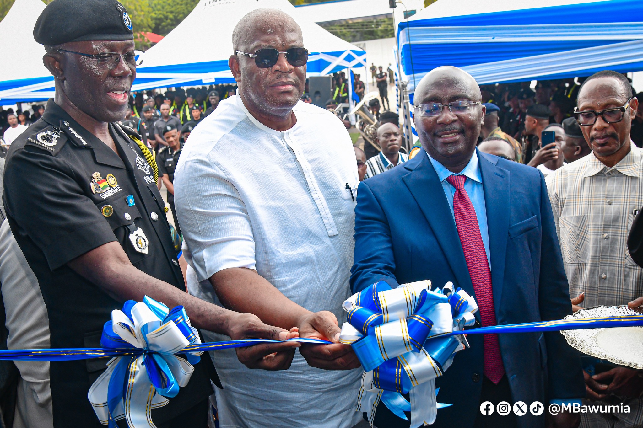 Vice President Bawumia inaugurates ultra-modern one-shop for Police Officers